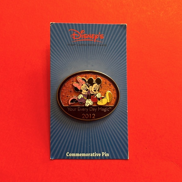 Disney Mickey and Minnie‎ Mouse Trading Pin Walt Disney World Unique Collectible - Picture 1 of 3